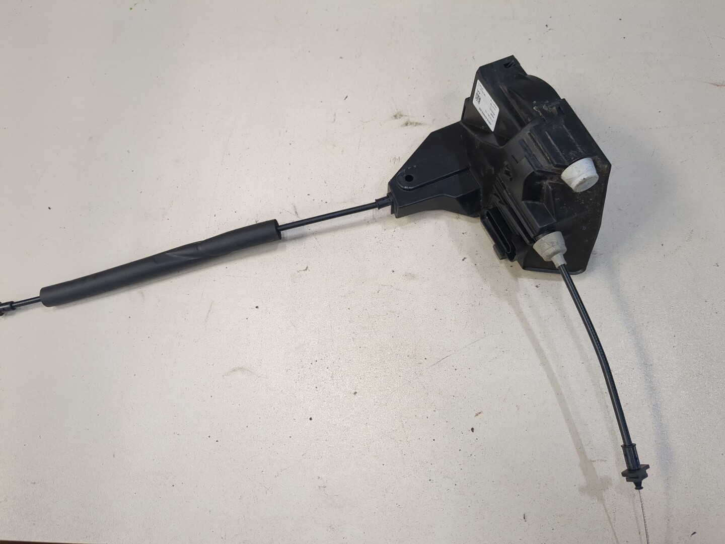 Замок двери задней правой