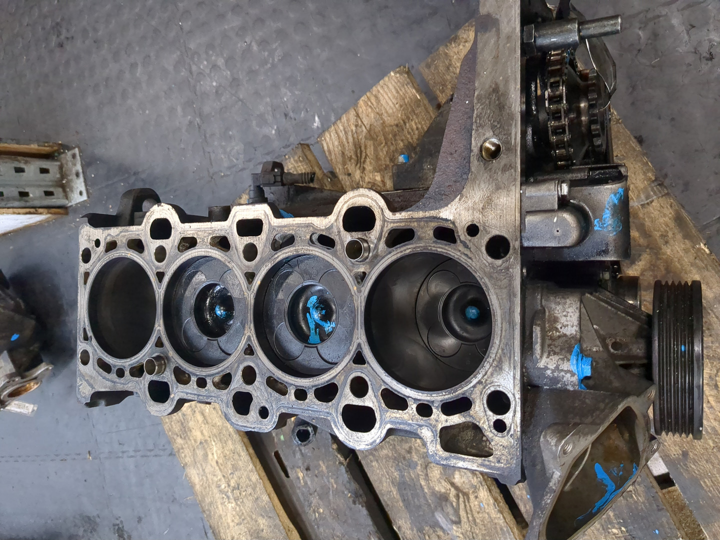 Блок двигателя