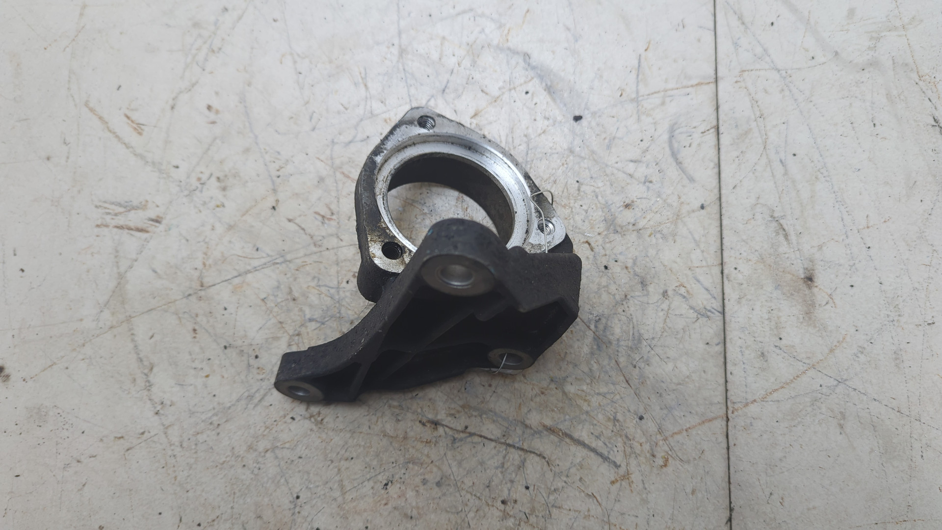 Кронштейн (п.з.к.)