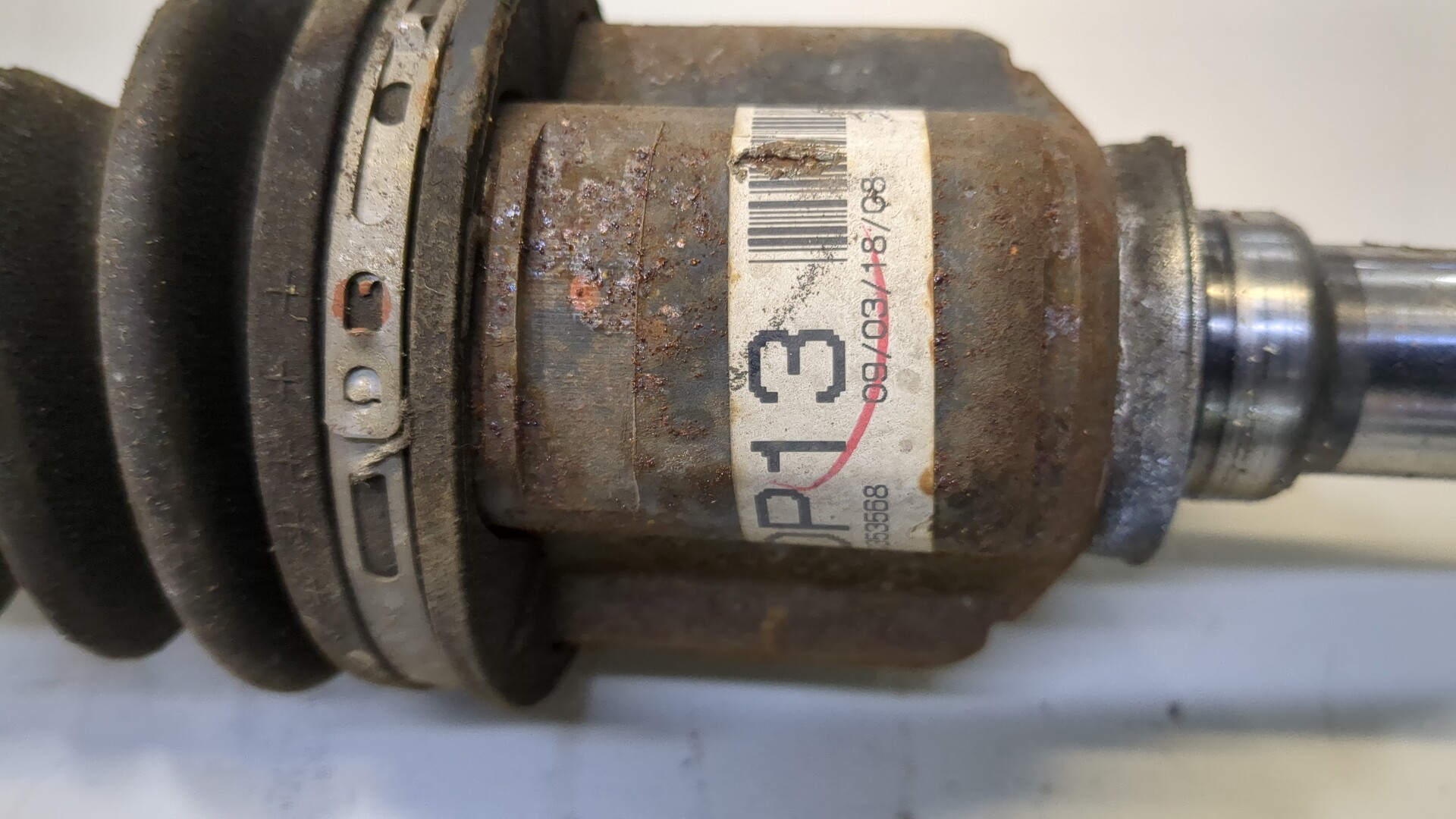 Полуось передняя правая