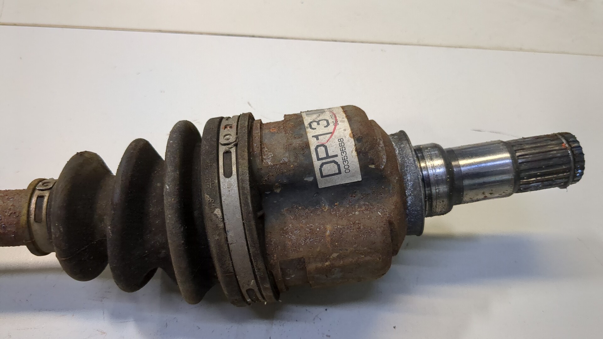 Полуось передняя правая