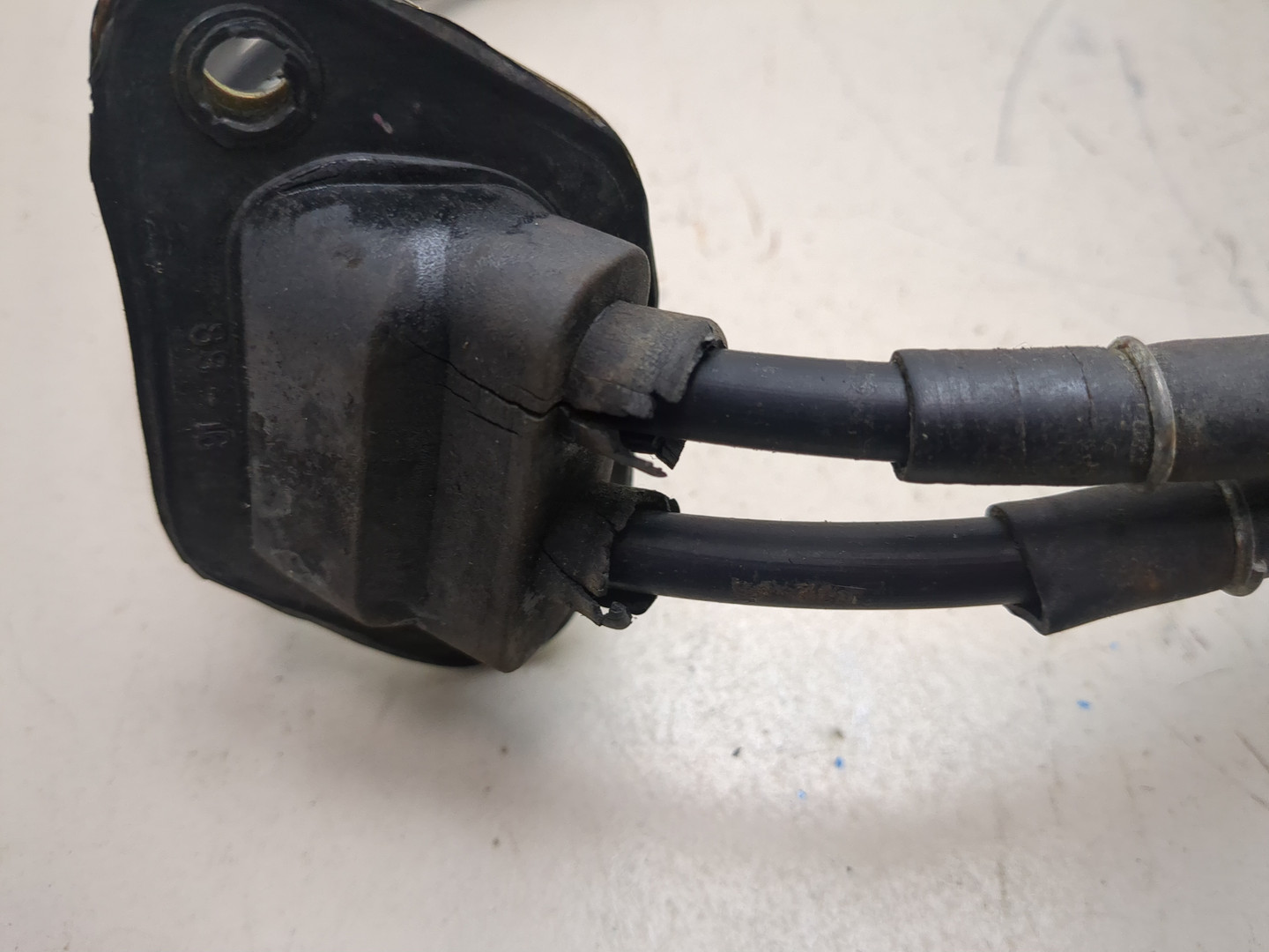 Кулиса МКПП / АКПП