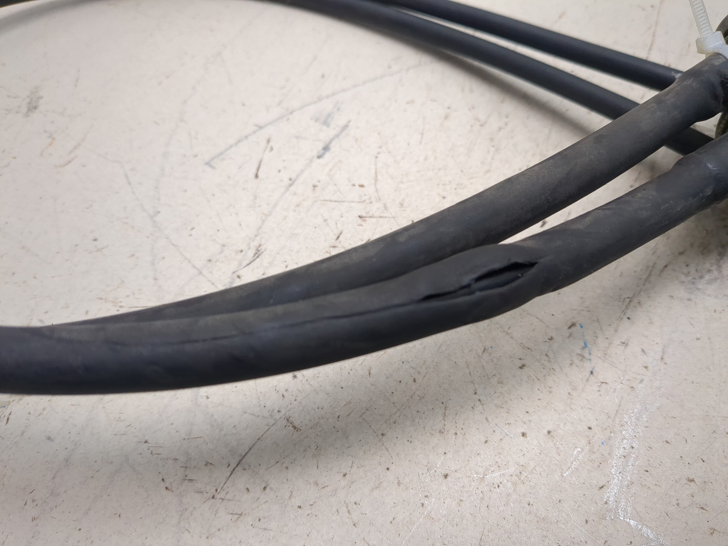 Кулиса МКПП / АКПП