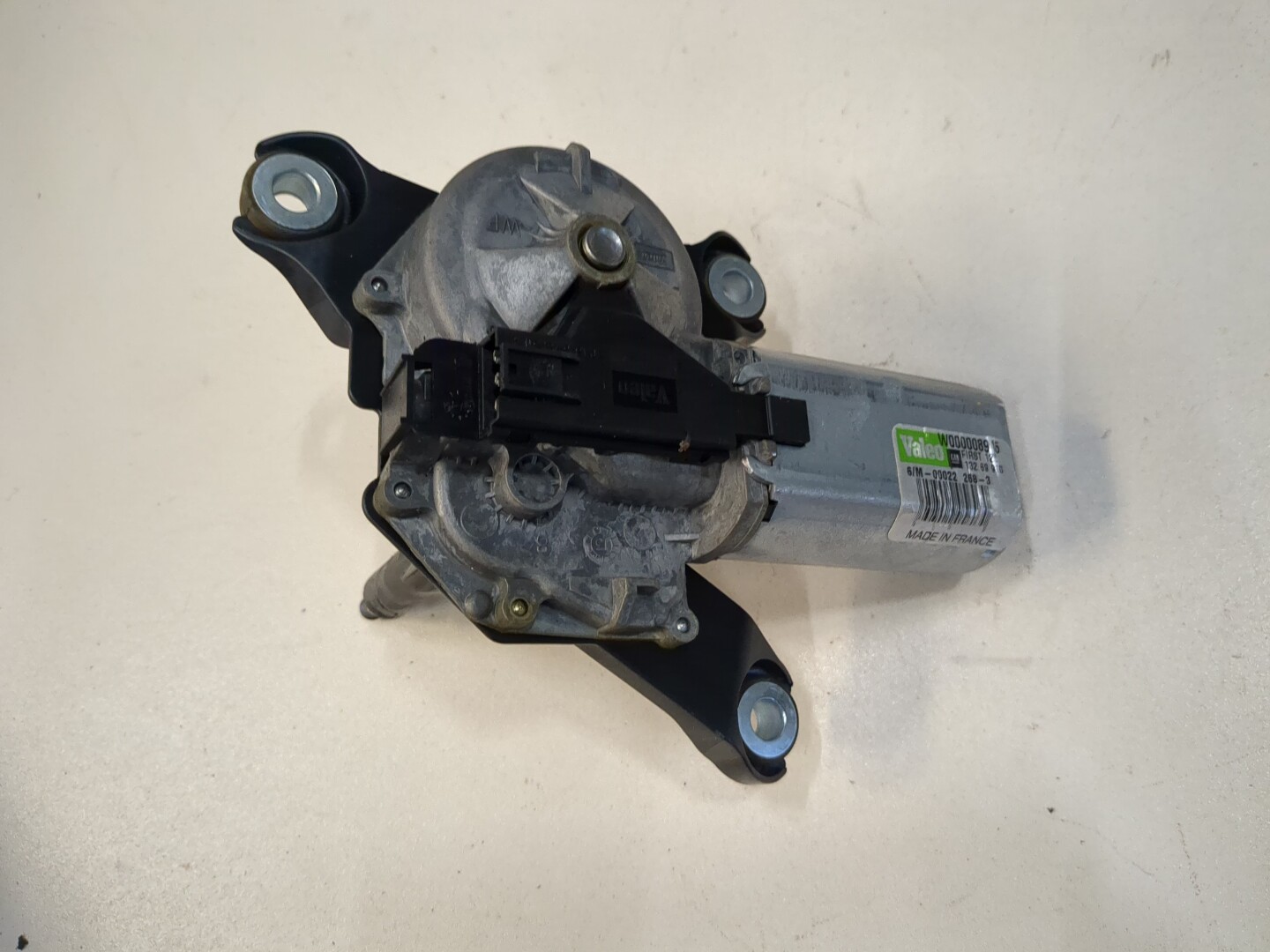 Моторчик стеклоочистителя задний