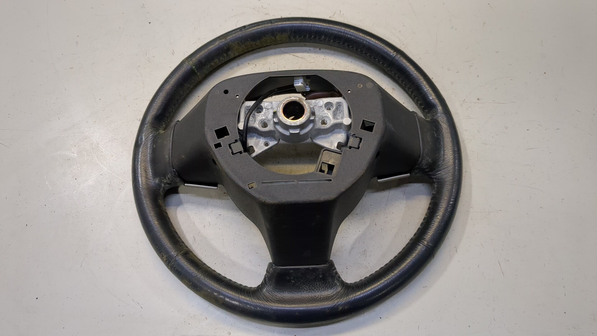 Рулевое колесо (руль)