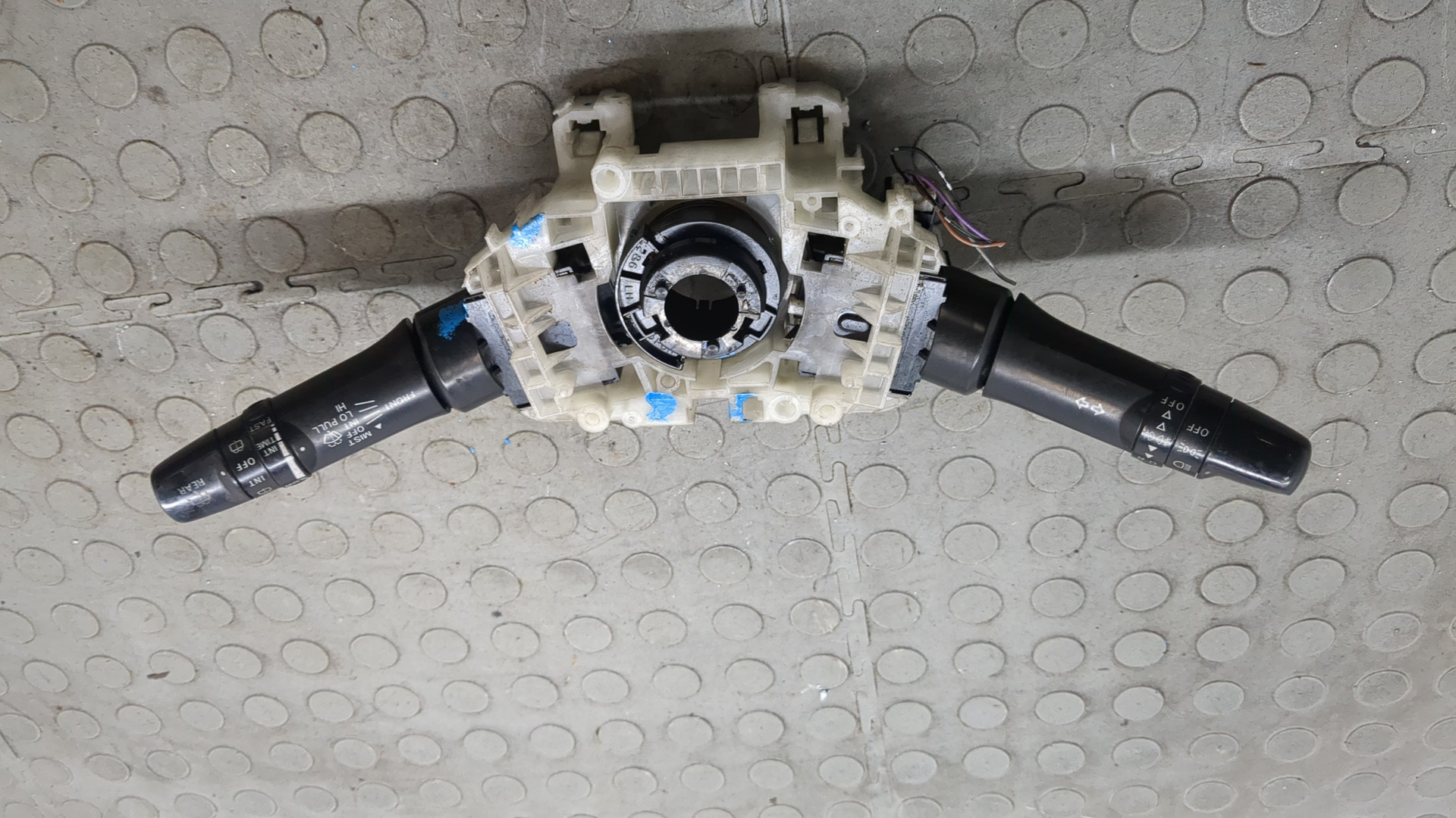 Переключатель подрулевой