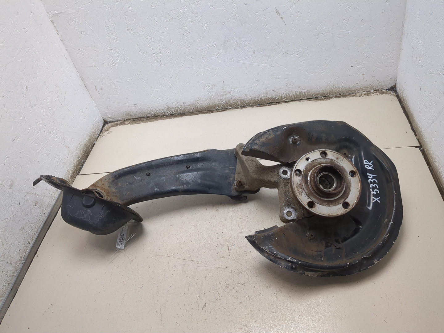 Кулак поворотный задний правый