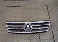  Решетка радиатора Volkswagen Touareg 2002-2007 9268767 #1