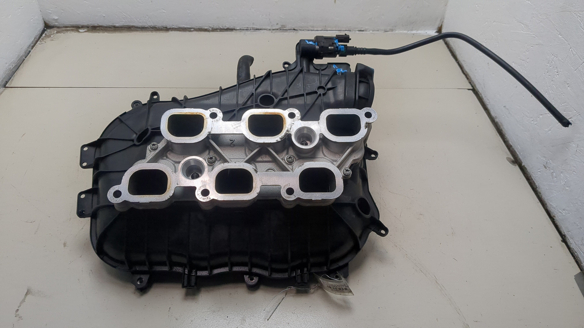 Коллектор впускной