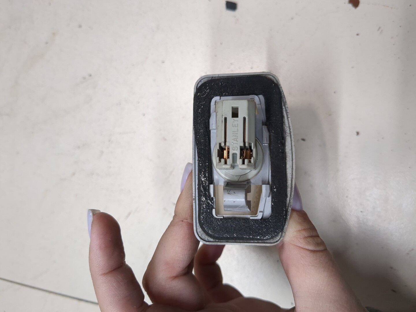 Фонарь подсветки номера