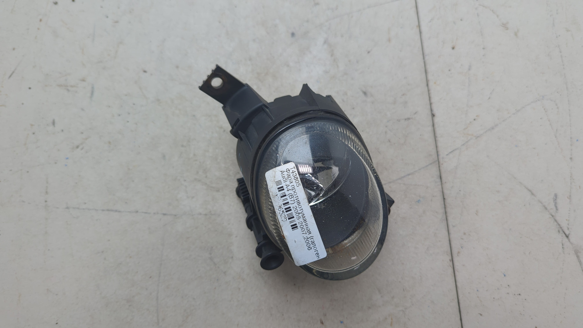 Фара противотуманная правая