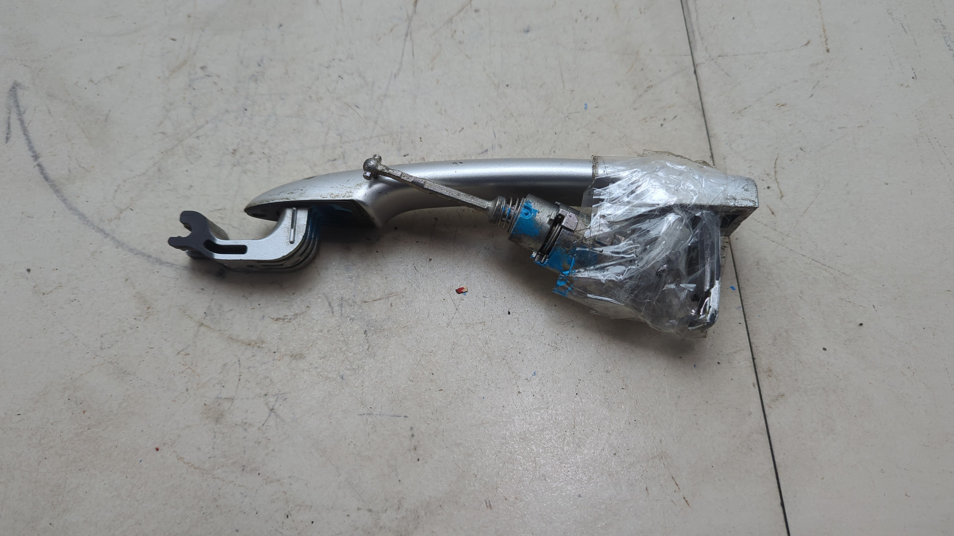 Ручка двери наружная