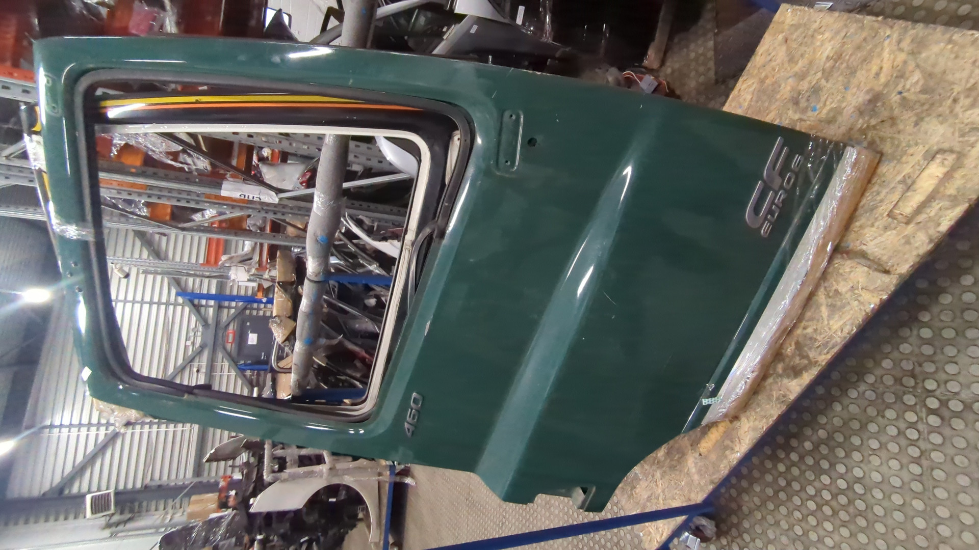 Дверь передняя правая