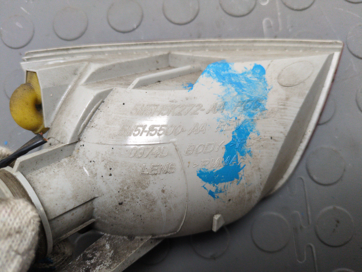 Фара противотуманная правая