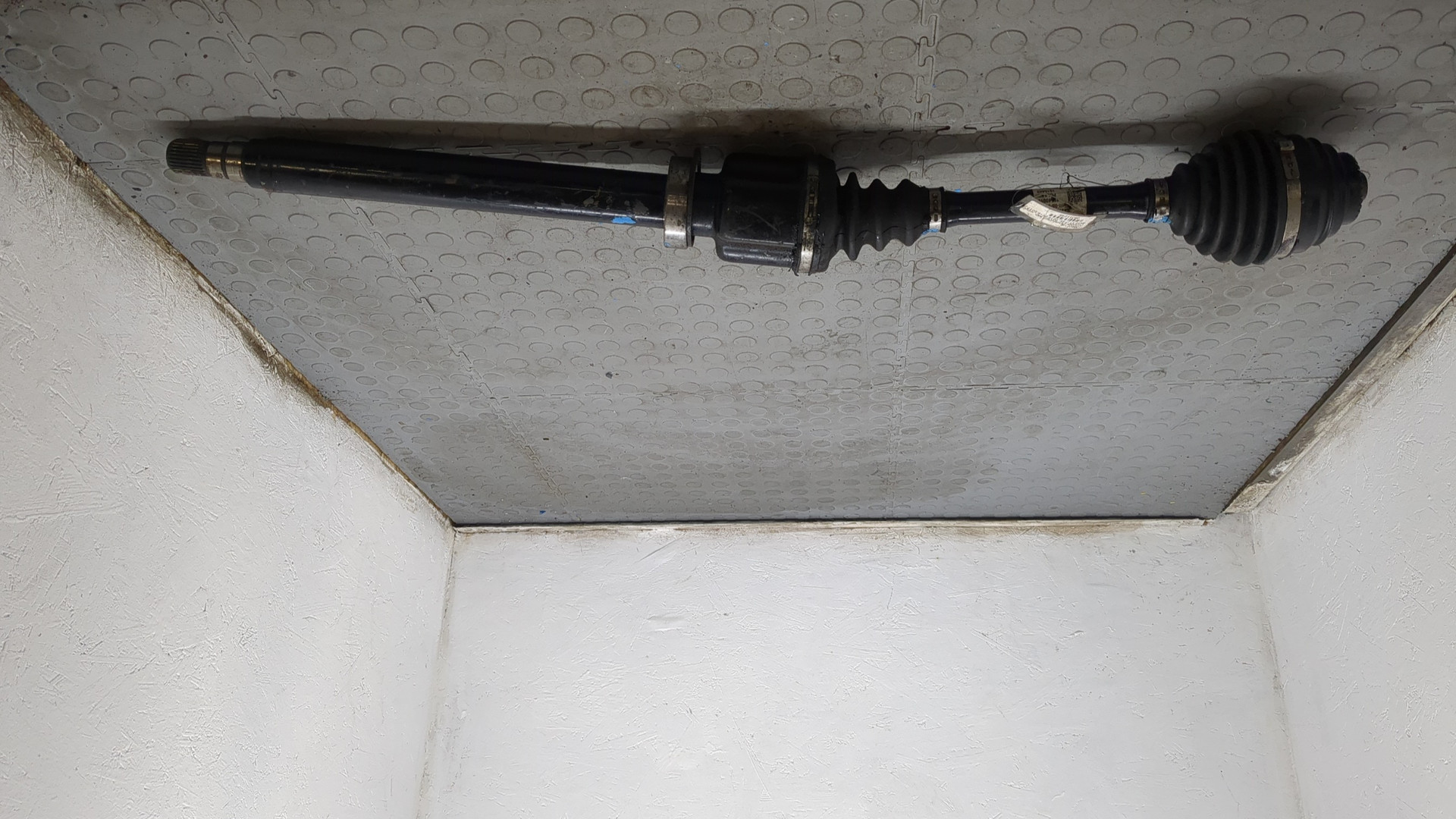 Полуось передняя правая