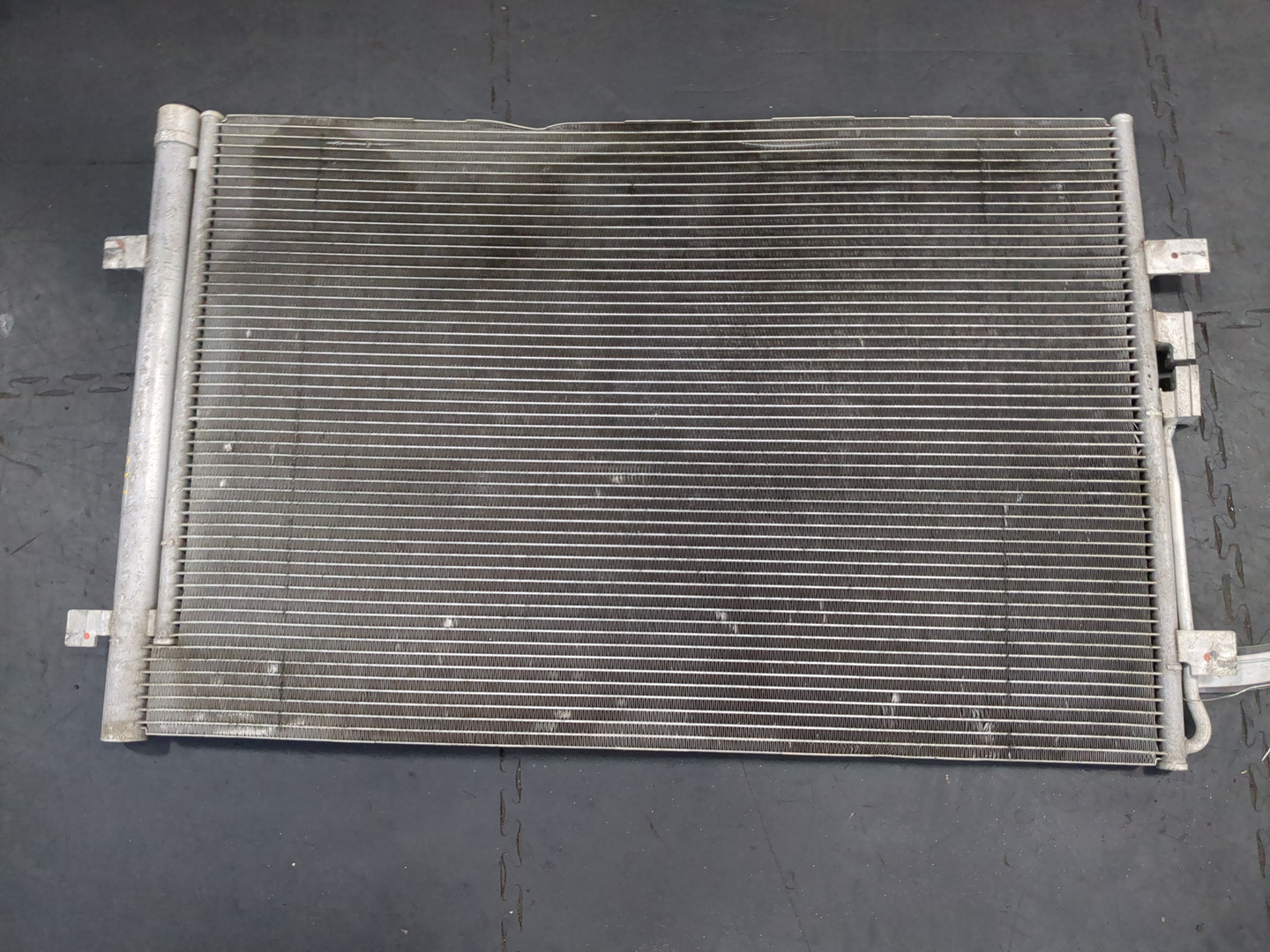 Радиатор кондиционера / конденсер