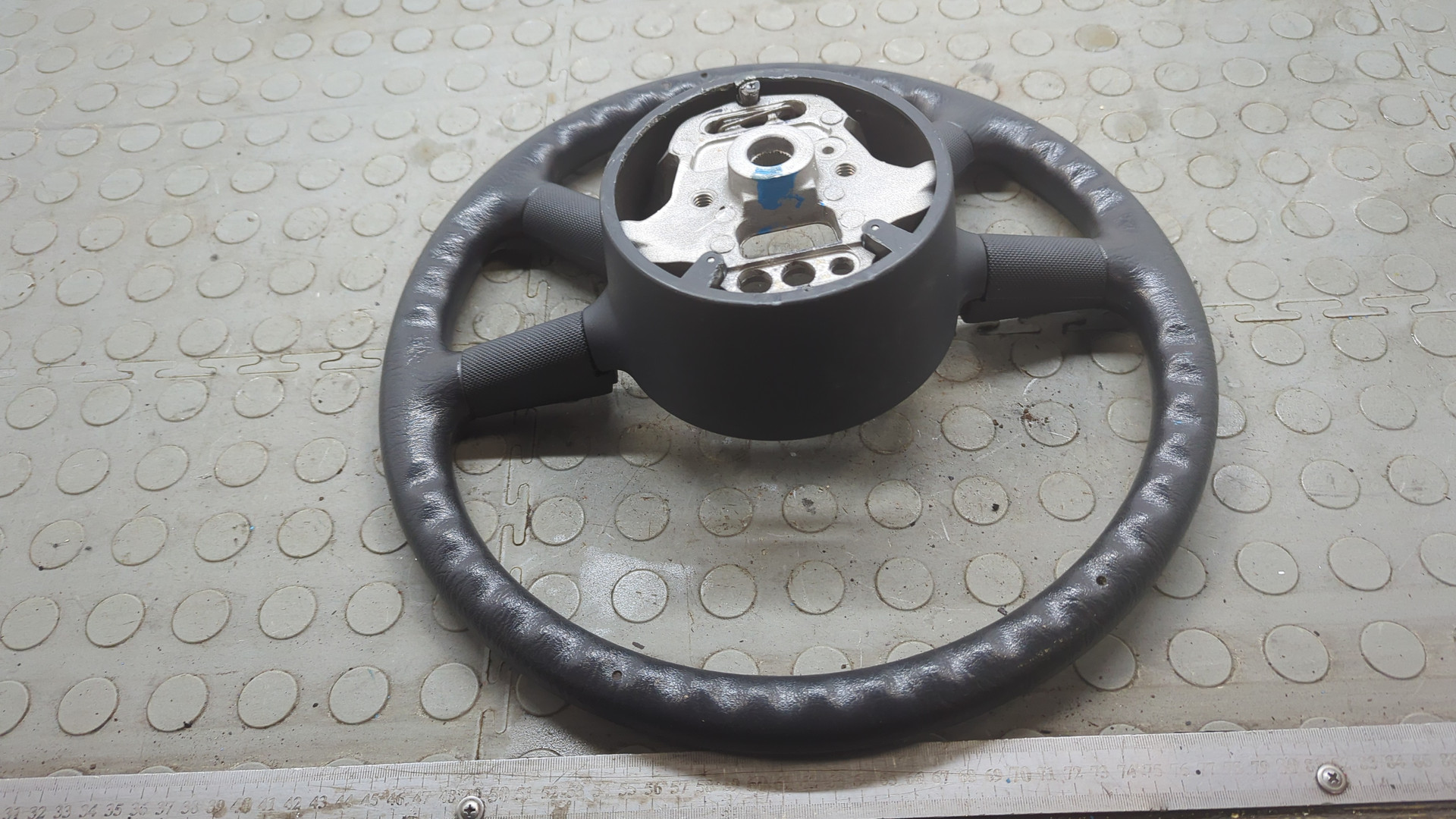 Рулевое колесо (руль)