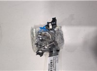 5Z6827505S Кнопка открывания багажника Volkswagen Fox 2005-2011 9330619 #1