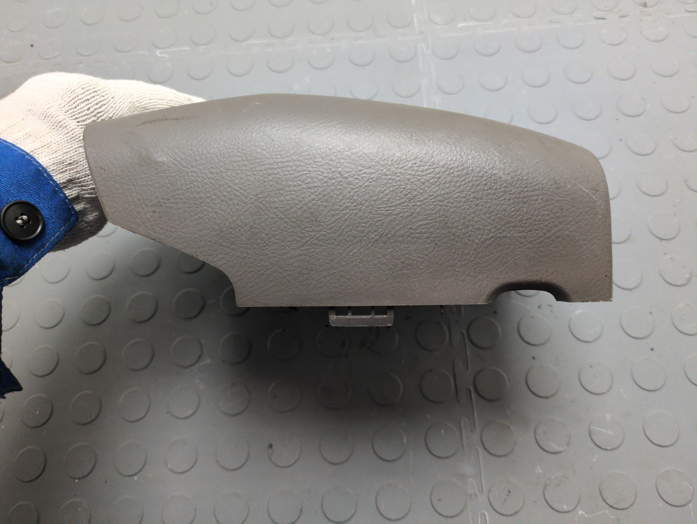 Кожух рулевой колонки