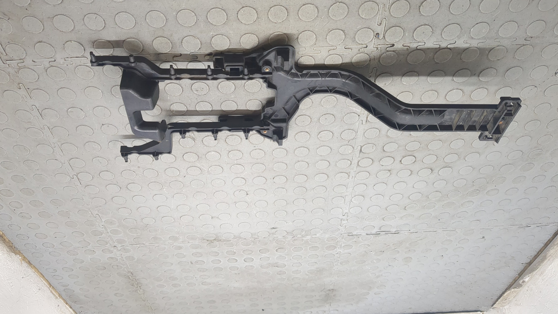 Жалюзи (воздуховод) бампера переднего