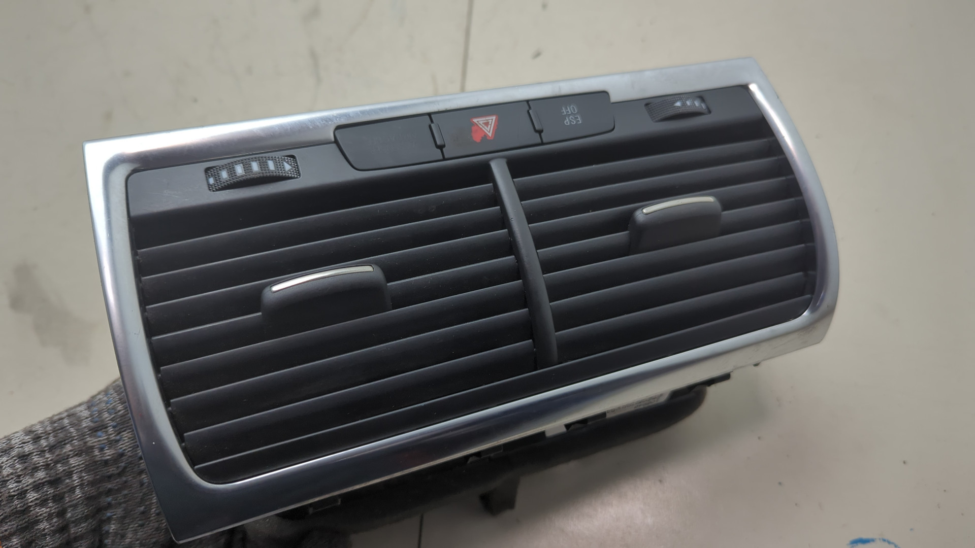 Дефлектор воздушный