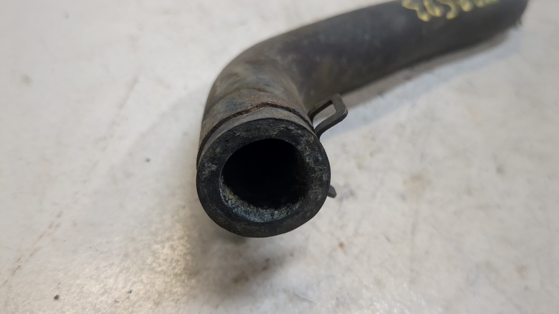 Шланг системы охлаждения