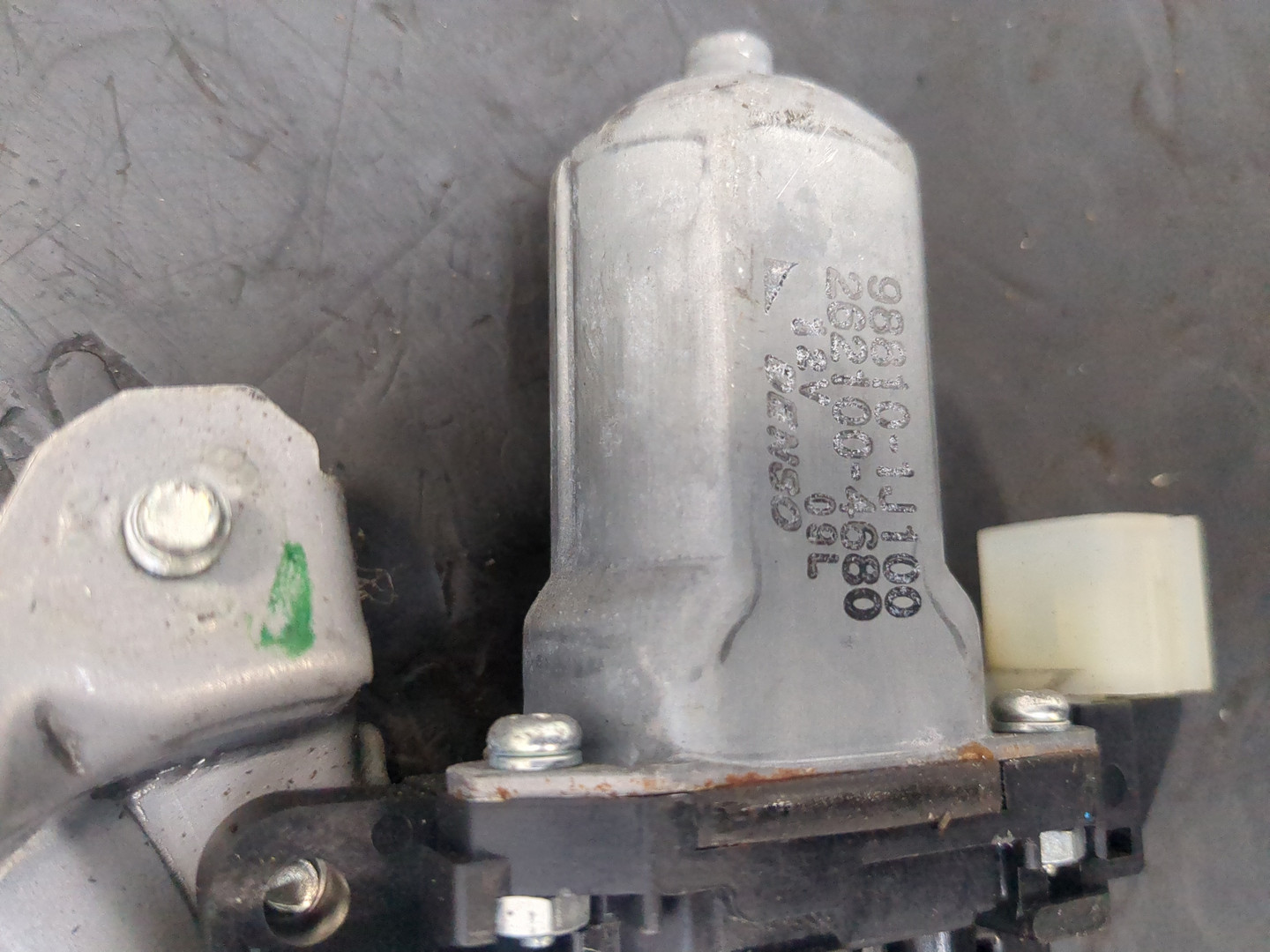 Стеклоподъемник электр. задний правый