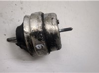  Подушка крепления двигателя Volkswagen Passat 5 2000-2005 9362854 #1