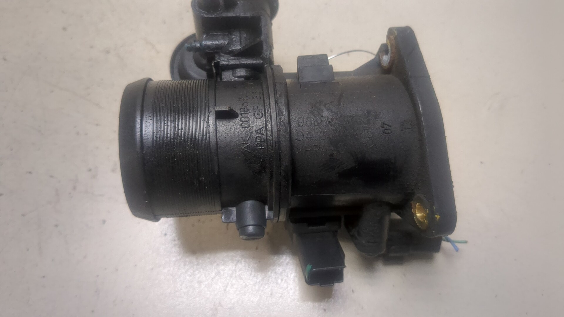 Заслонка дроссельная электрическая