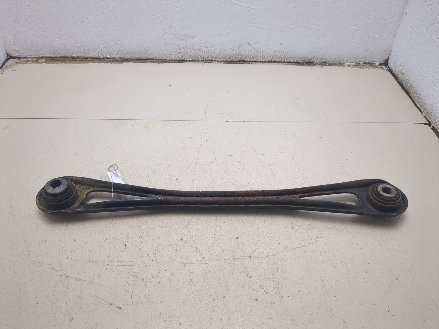 Рычаг задний