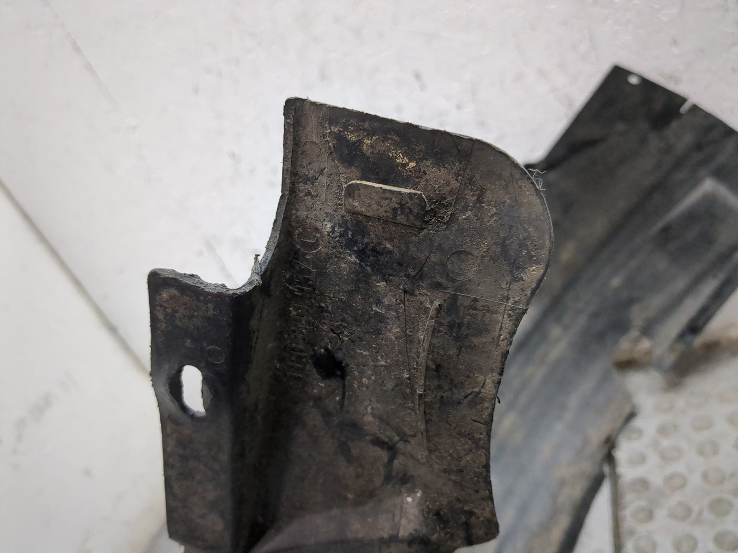 Локер передний левый