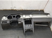 7R3319D733AA, 4R3X63044326A Панель передняя салона (торпедо) Ford Mustang 2005-2009 9384478 #10