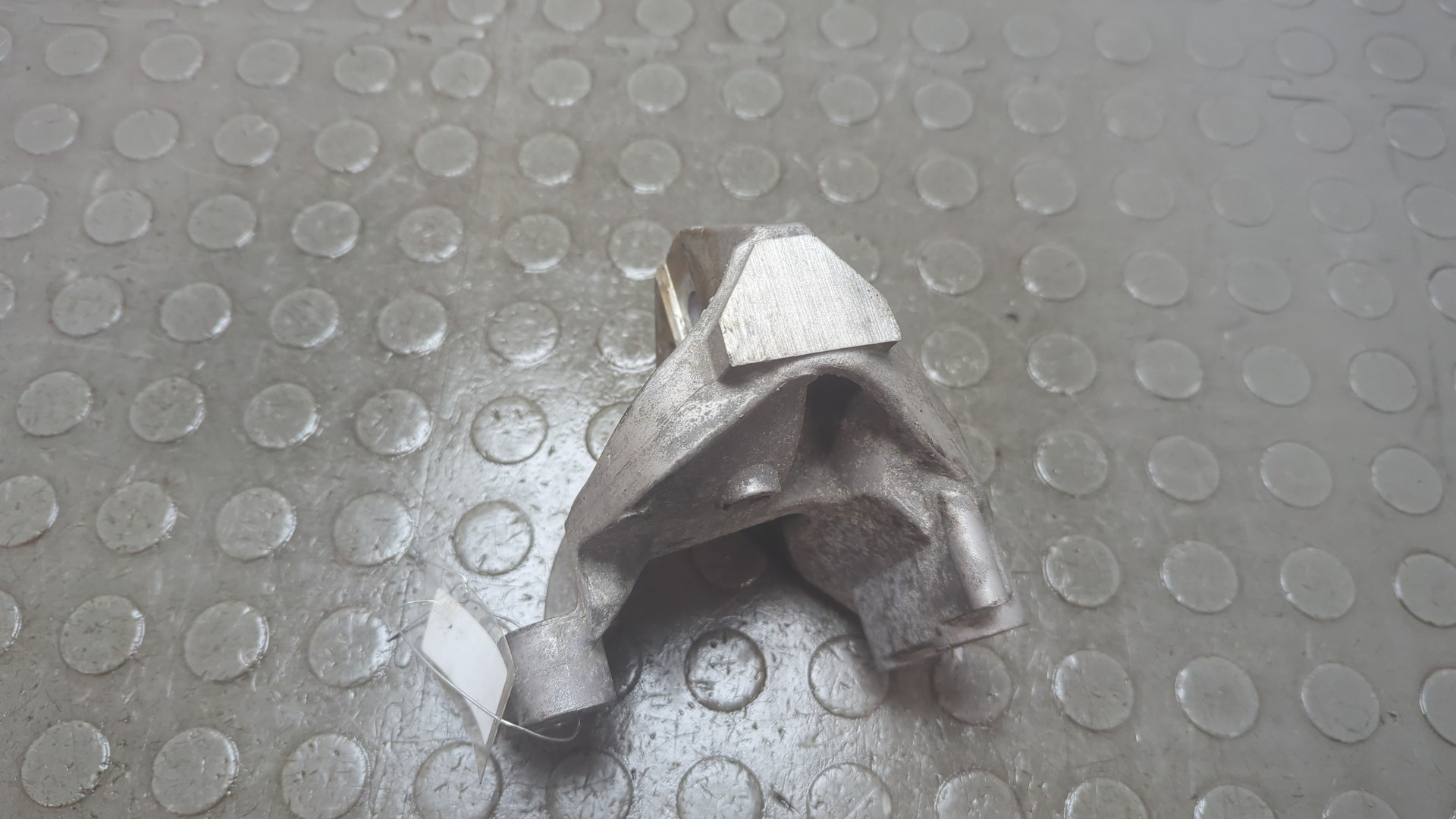 Кронштейн КПП