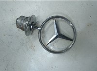 2218800086 Эмблема Mercedes E W211 2002-2009 9396696 #1