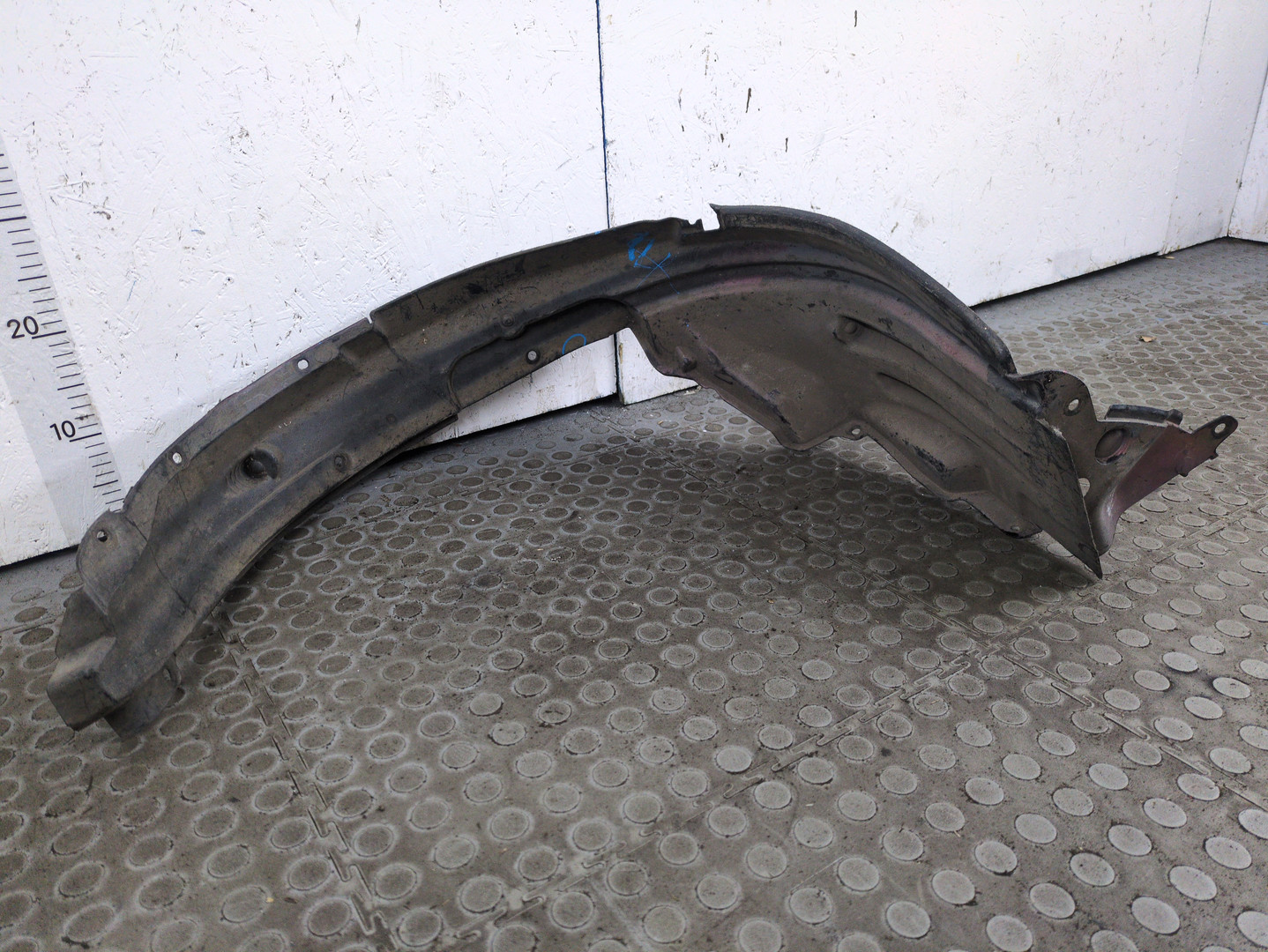 Локер передний правый