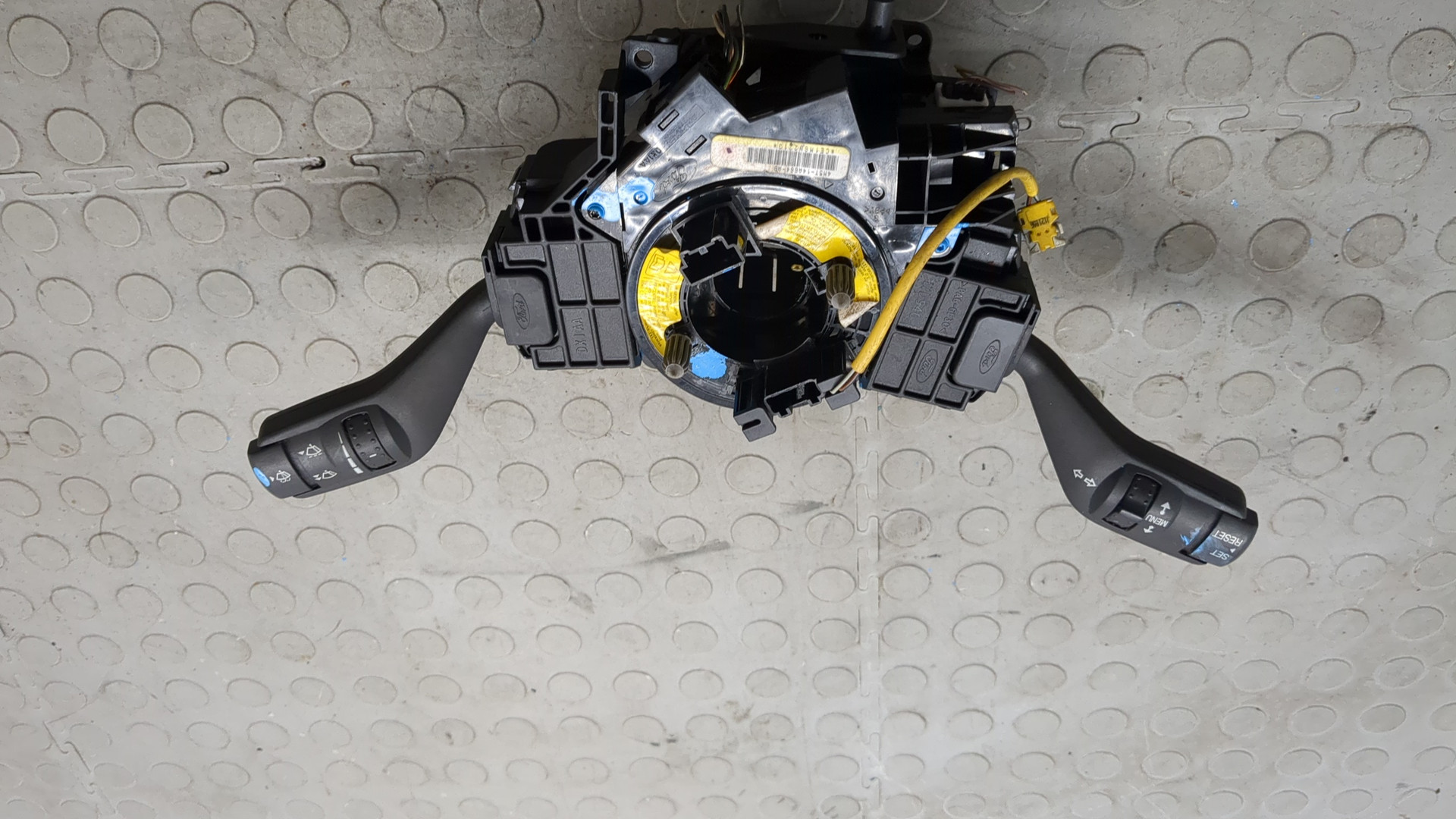 Переключатель подрулевой