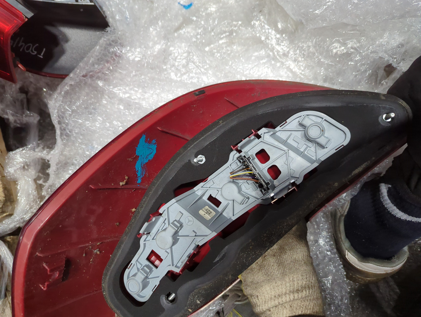 Фонарь задний левый