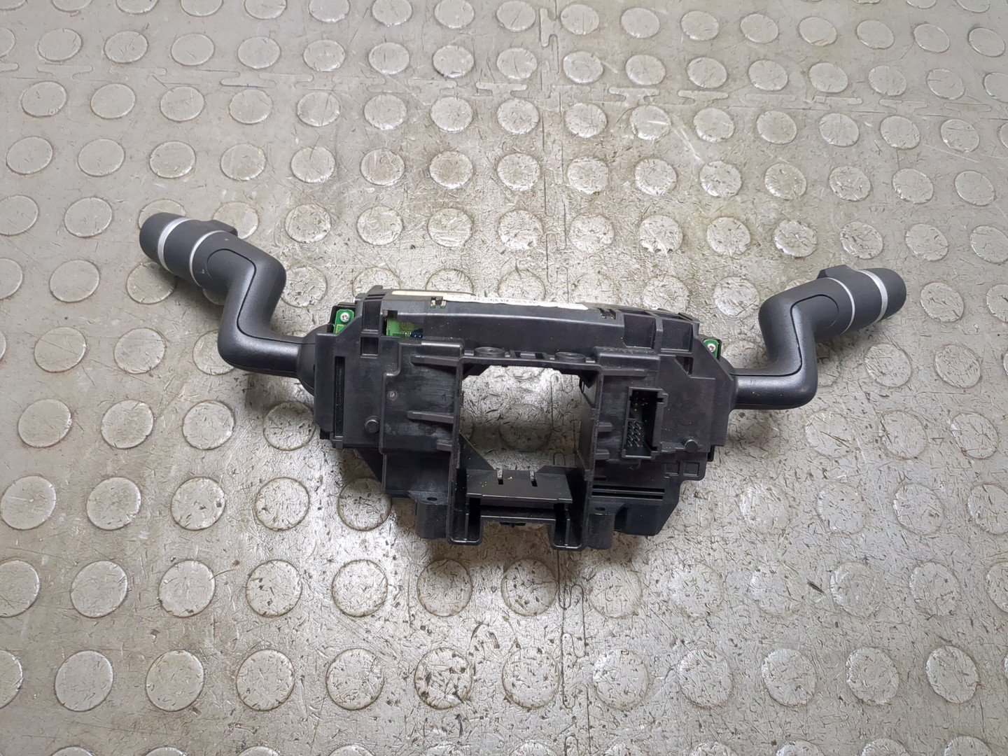 Переключатель подрулевой