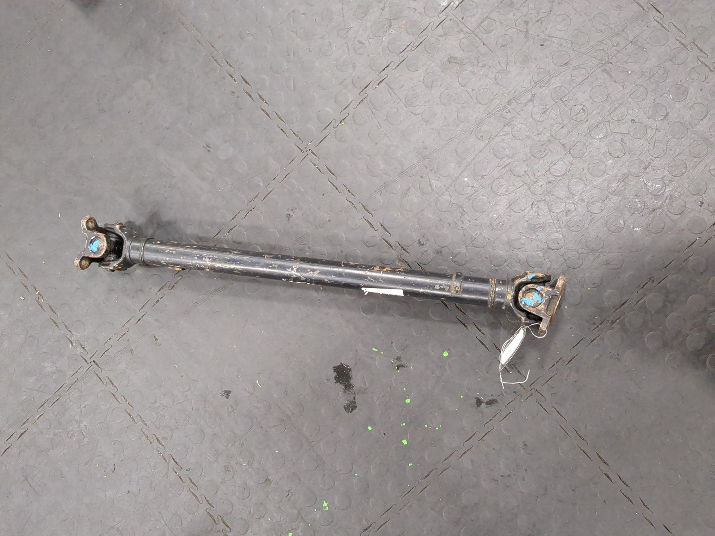 Вал карданный передний