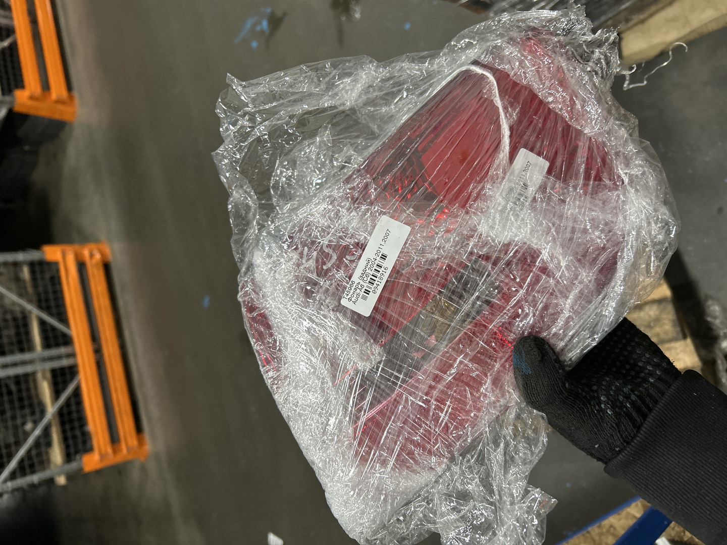 Фонарь задний правый