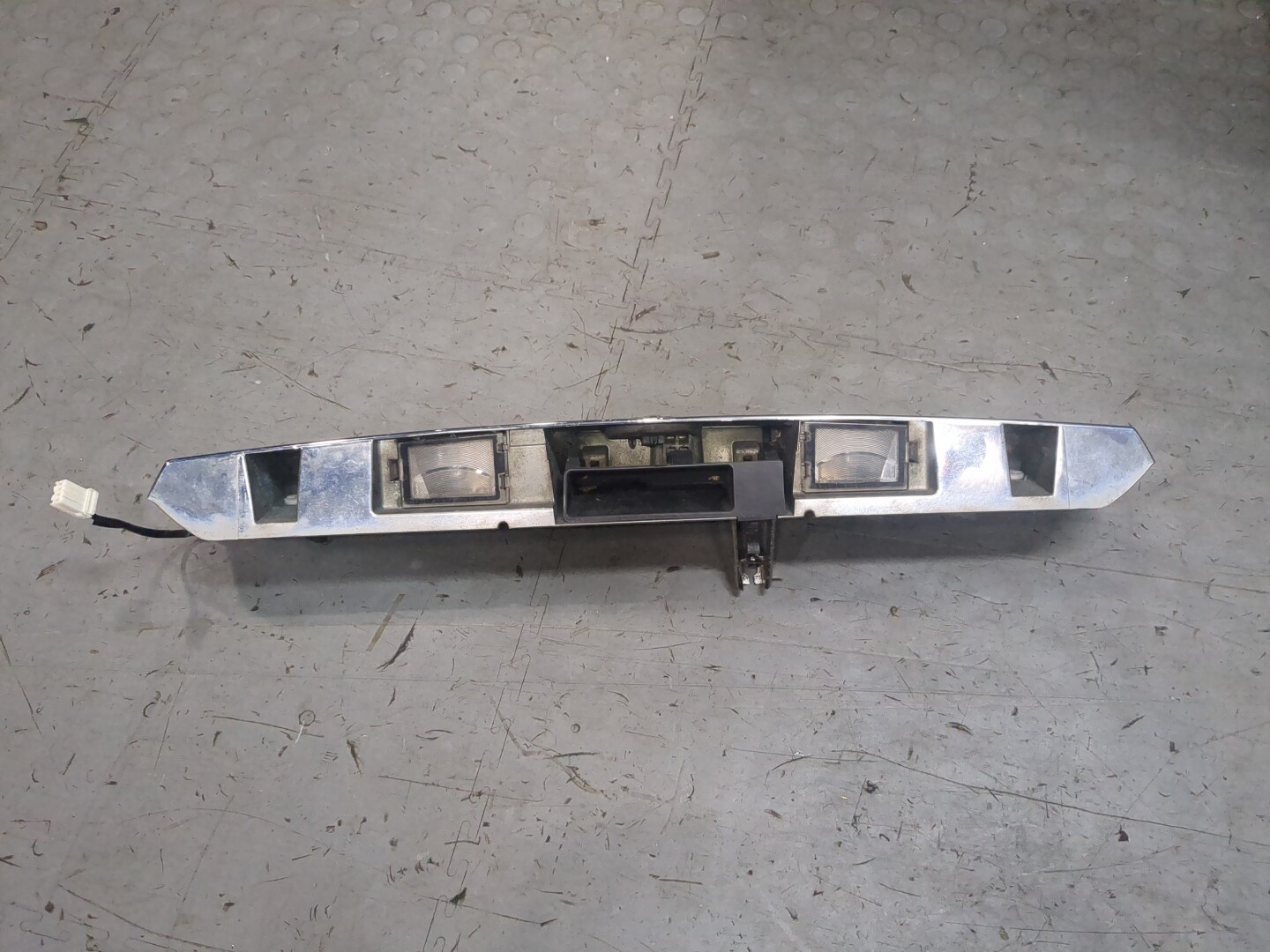 Фонарь подсветки номера