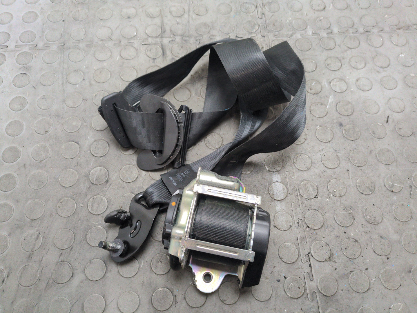 Ремень безопасности