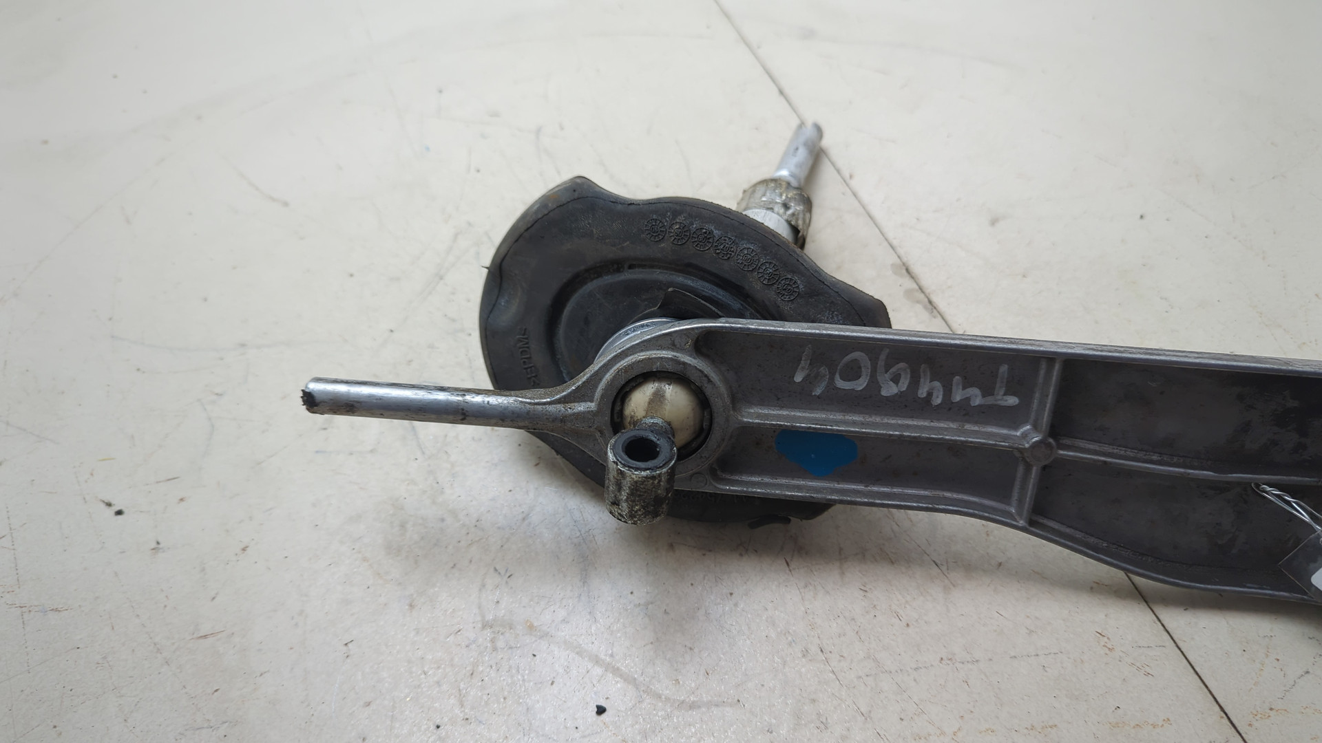 Кулиса МКПП / АКПП