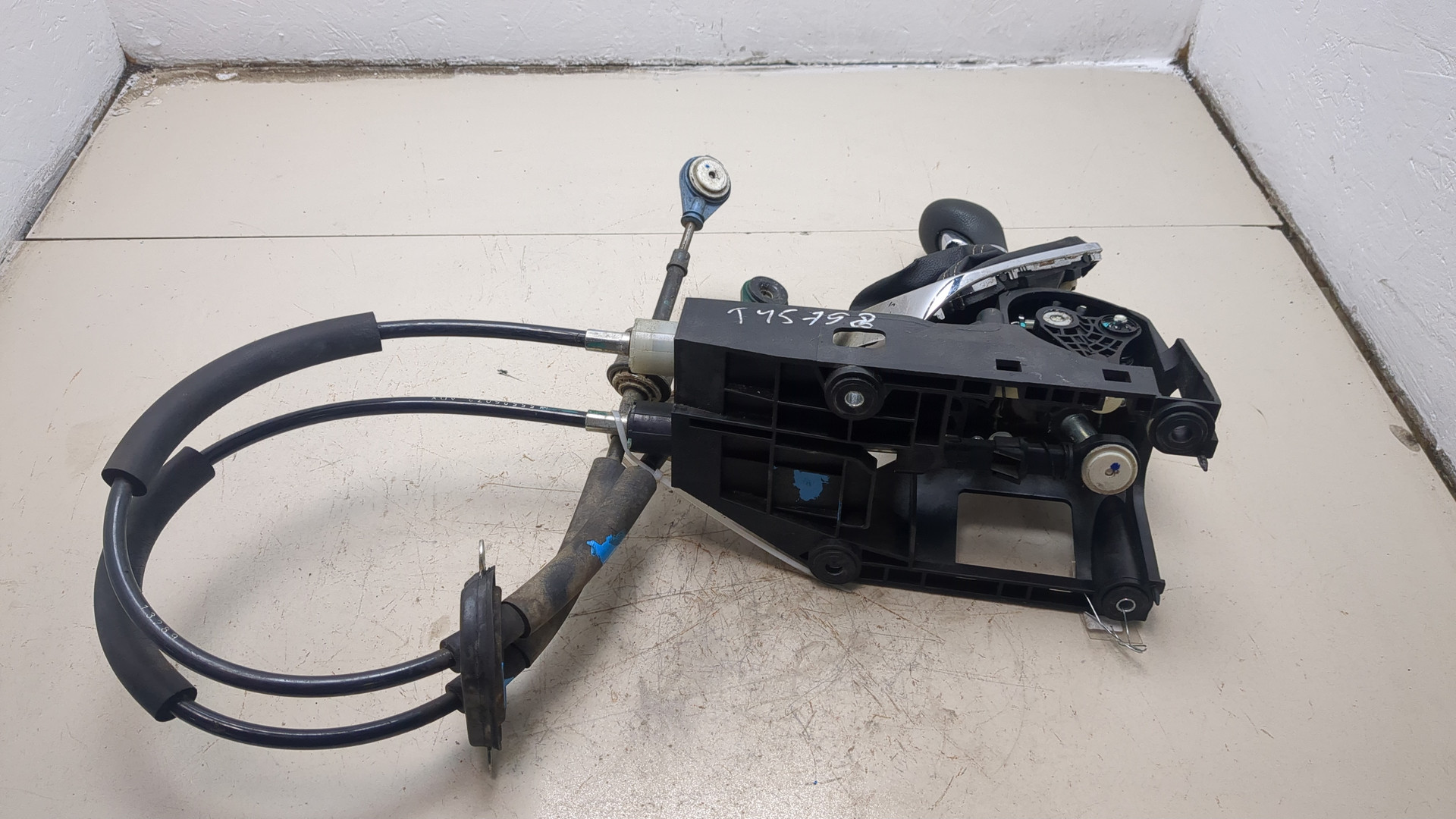 Кулиса МКПП / АКПП