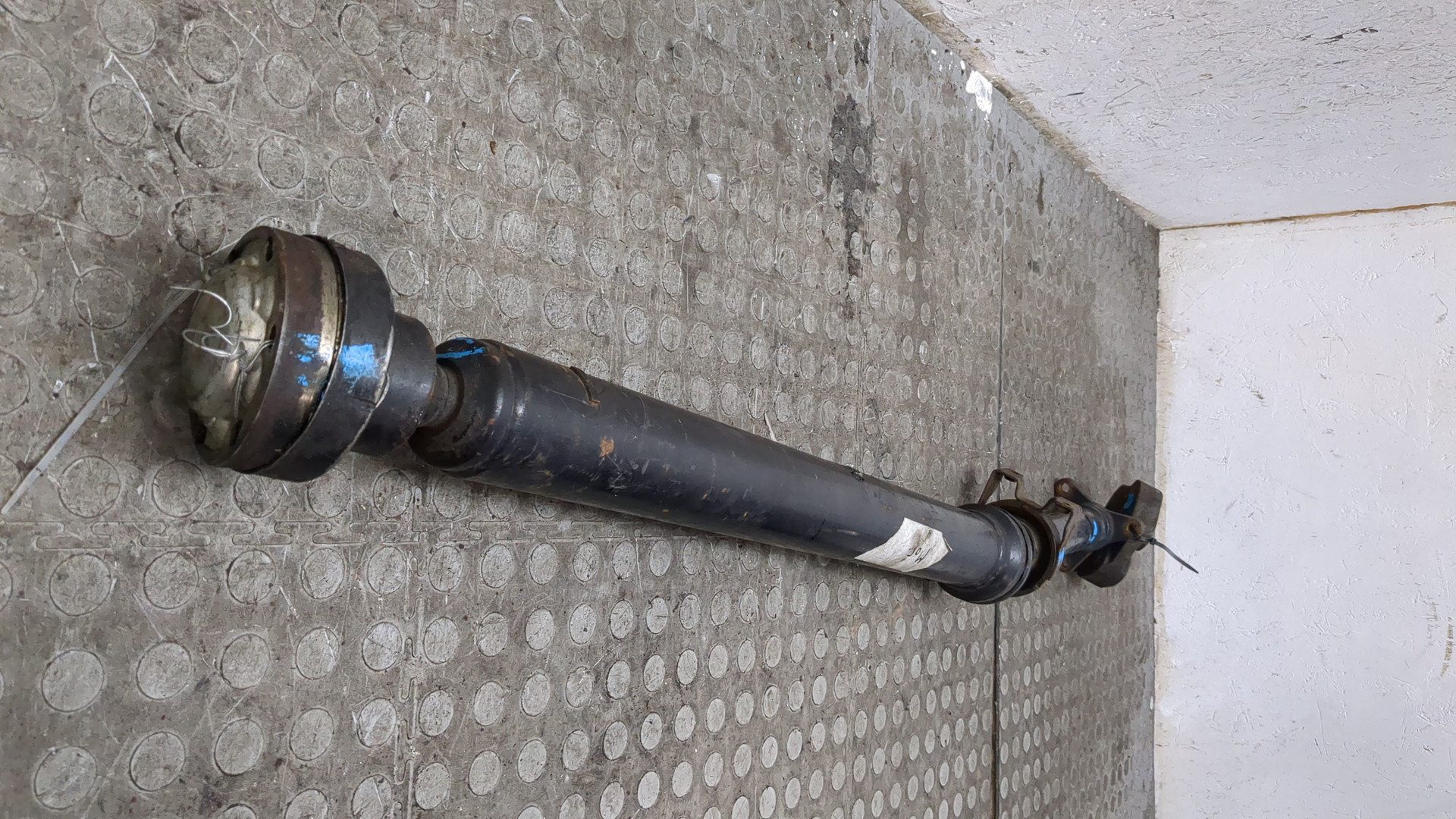 Вал карданный задний