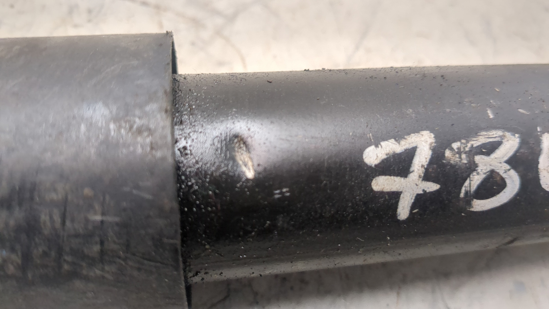 Амортизатор задний (стойка)