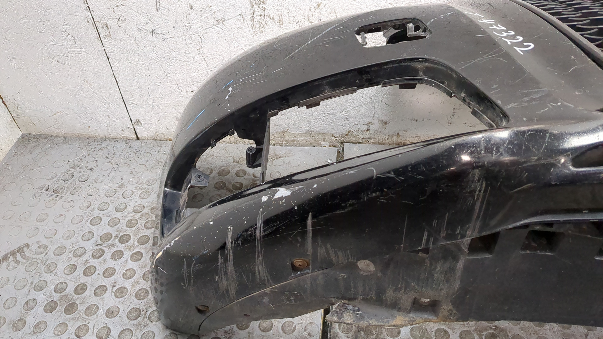 Бампер передний