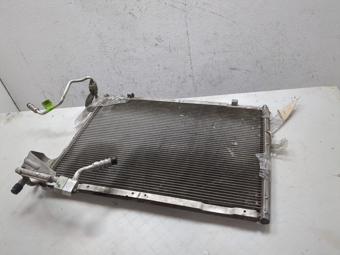 Радиатор кондиционера / конденсер