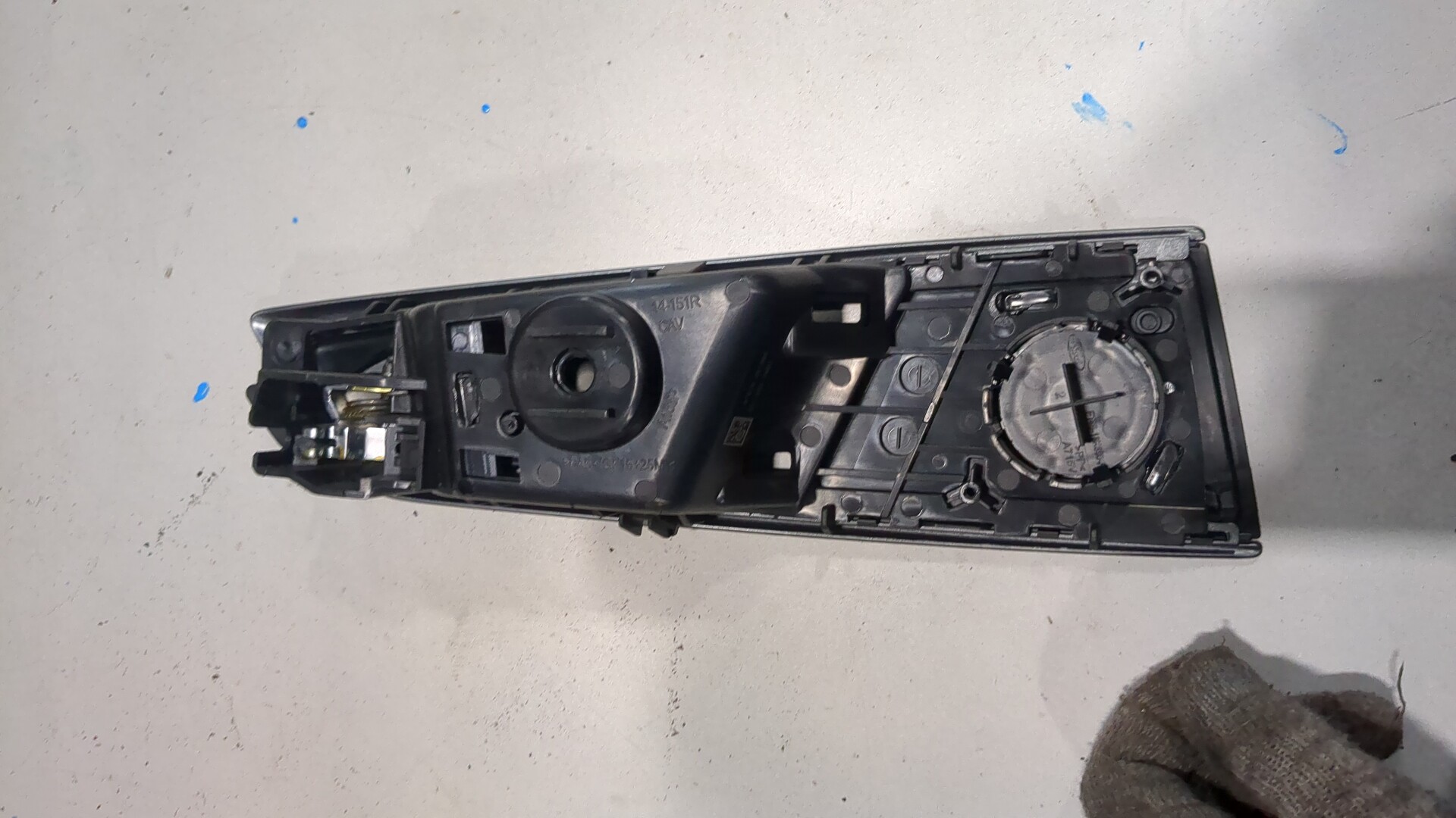 Ручка двери задней внутренняя правая