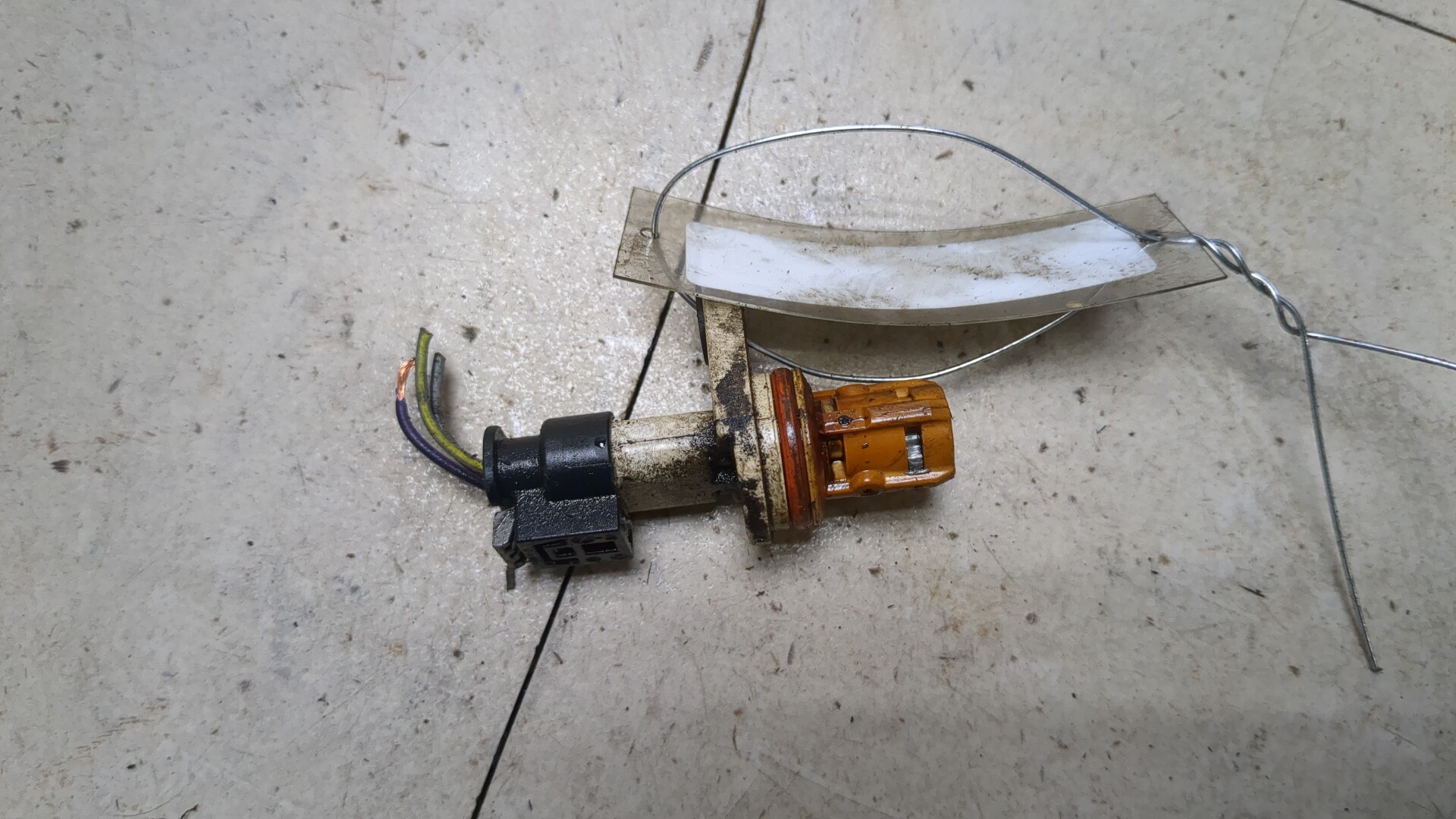 Датчик положения распредвала